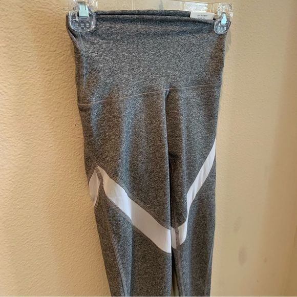 NWT AERIE Chill. Play. Move. 7/8 Leggings - Picture 7 of 7